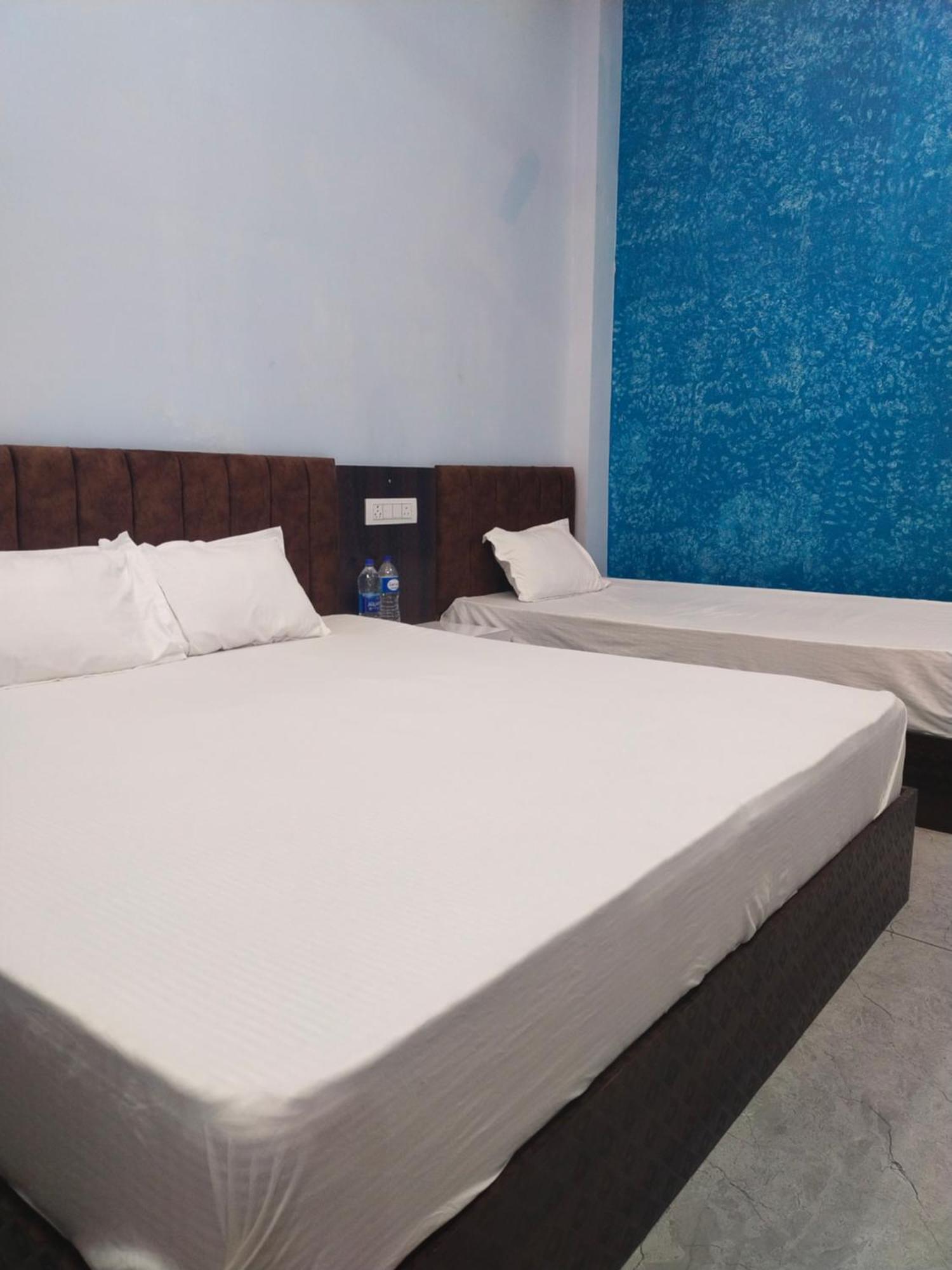 Anant Home Stay Ujjain Eksteriør bilde